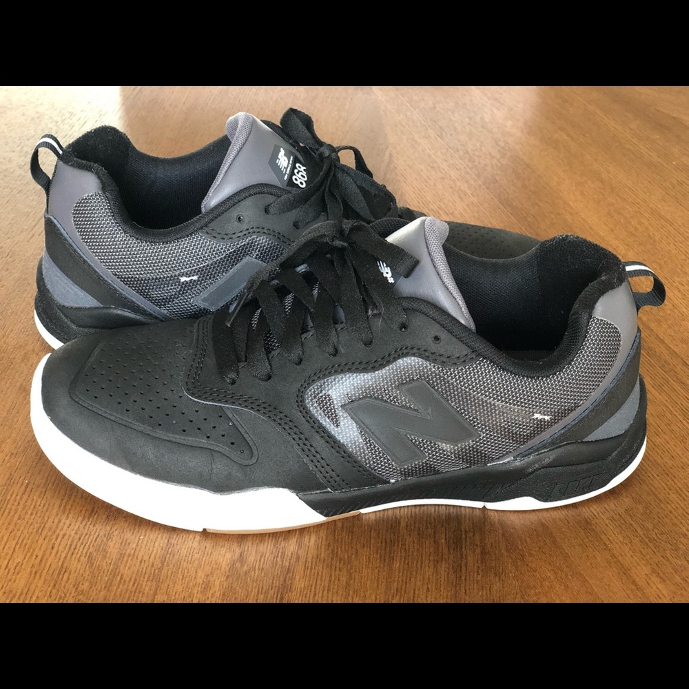 New Balance Numeric 828